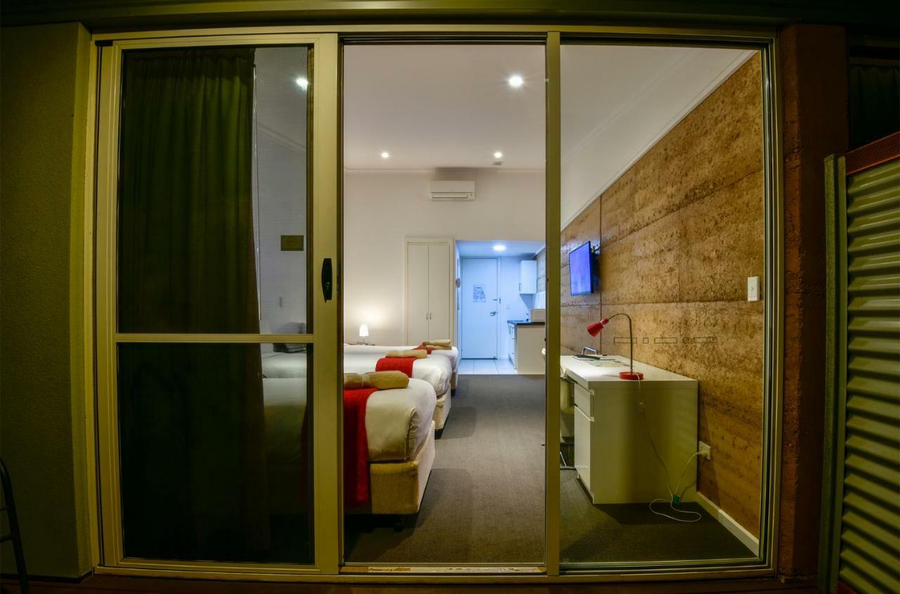 Crossroads Ecomotel ポートオーガスタ エクステリア 写真